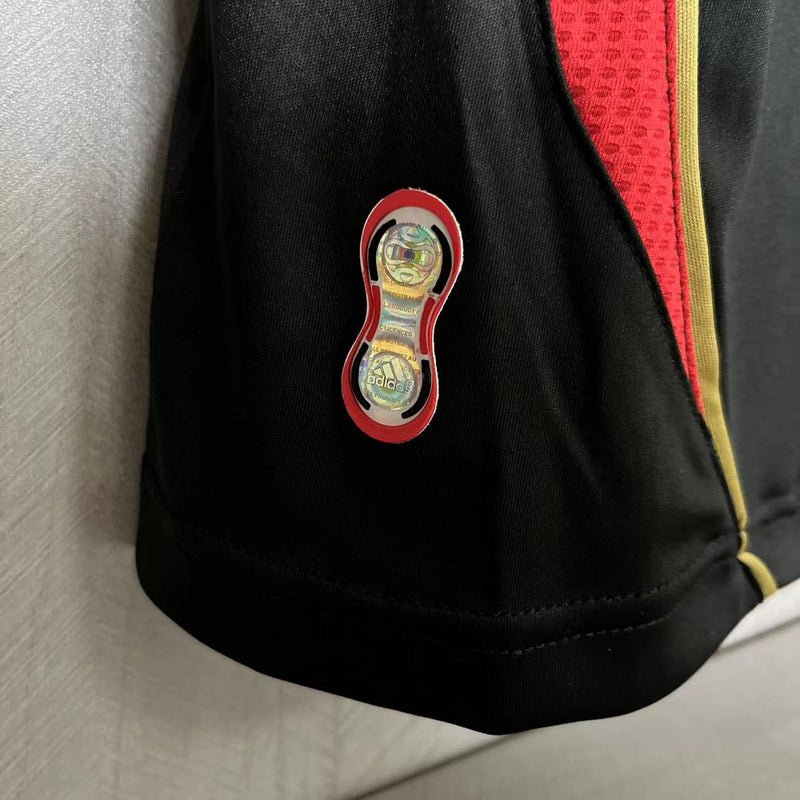 Camisa III Milan Retrô | 06/07 Adidas - Preta e Vermelha