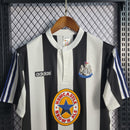 Camisa I Newcastle Retrô | 95/97 Adidas - Preta e Branca