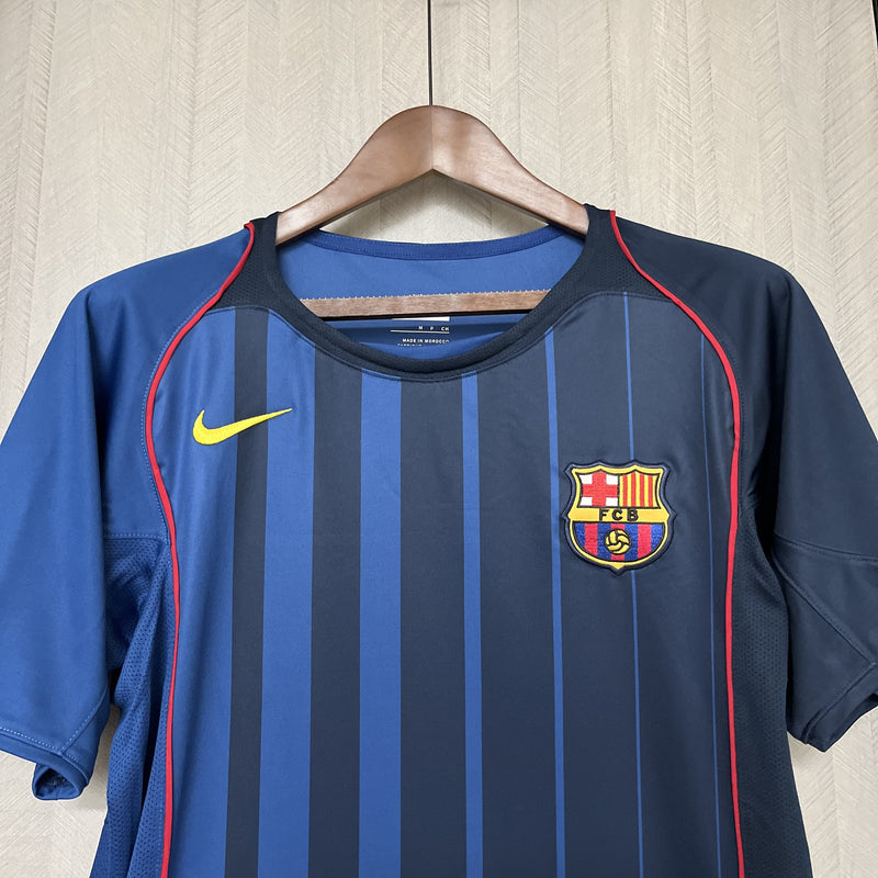 Camisa II Barcelona Retrô | 04/05 Torcedor Nike - Azul
