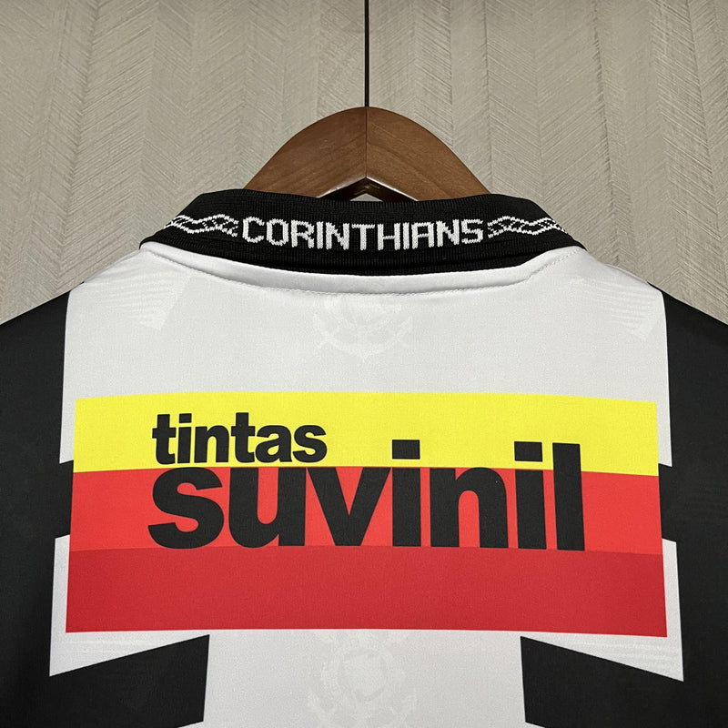 Camisa IV Corinthians Retrô | 1996 Penalty - Branca e Preta