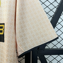 Camisa II Juventus Retrô | 03/04 Nike - Rosa e Preta