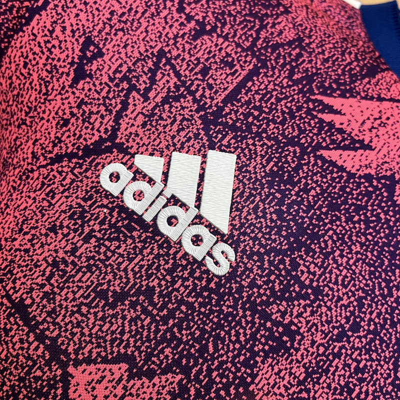 Camisa III Juventus | 22/23 Modelo Jogador Adidas - Rosa e Azul
