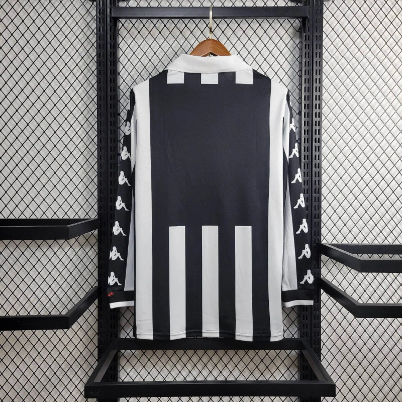 Camisa I Juventus Retrô | 99/00 Kappa - Branca e Preta - Manga Longa