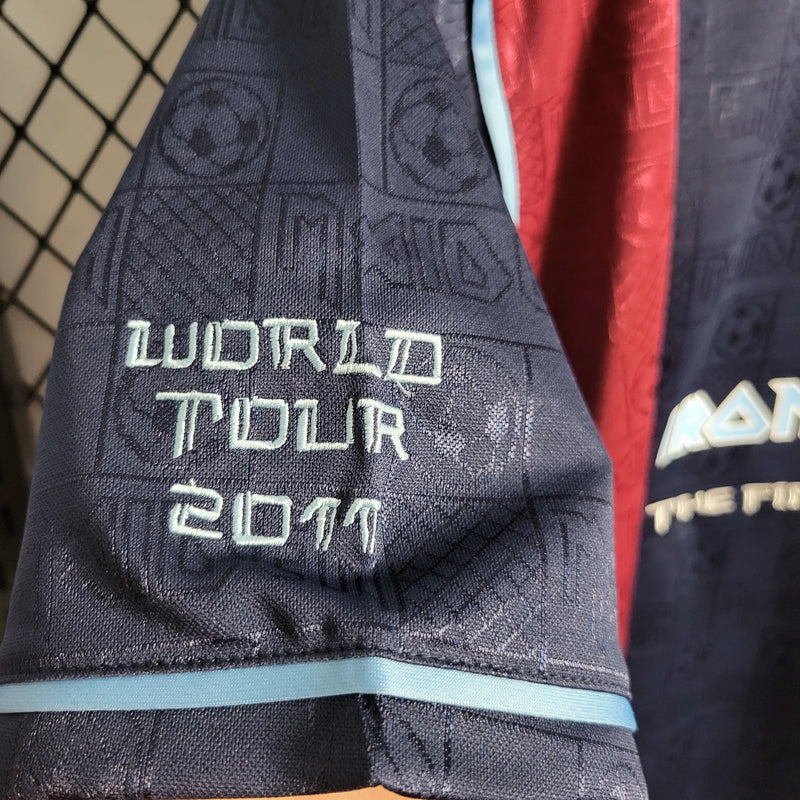 Camisa Iron Maiden x West Ham Retrô | 2011 - Azul e Vermelha