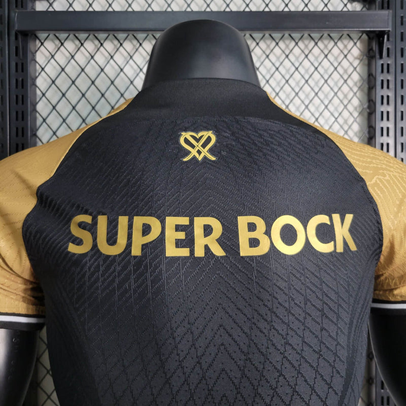 Camisa CR7 X Sporting | 23/24 Modelo Jogador Nike - Preta e Dourada