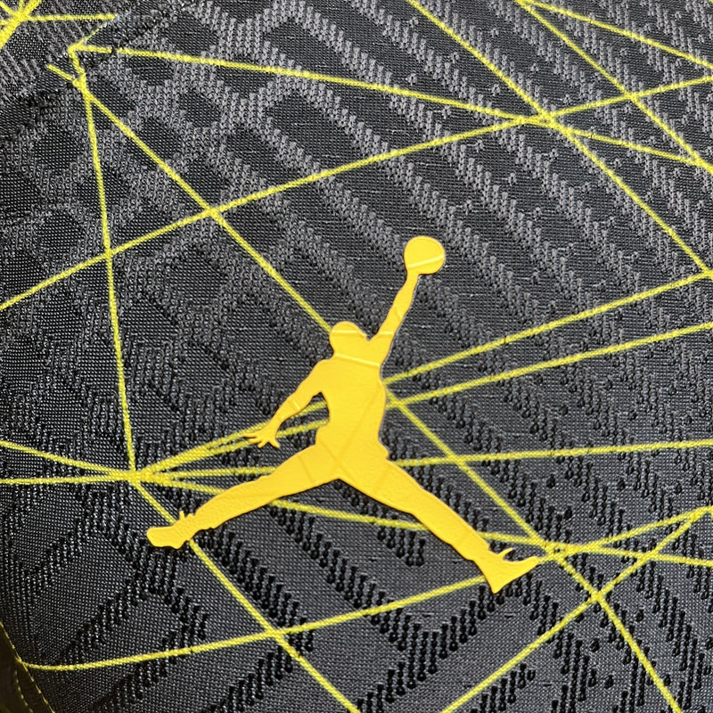 Camisa IV PSG | 22/23 Modelo Jogador Jordan - Preta e Amarela