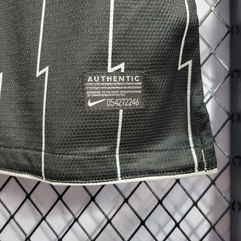 Camisa II Corinthians Retrô | 11/12 Nike - Preta e Branca