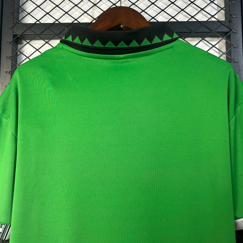 Camisa I Nigéria Retrô | 1994 Adidas - Verde Branca e Preta
