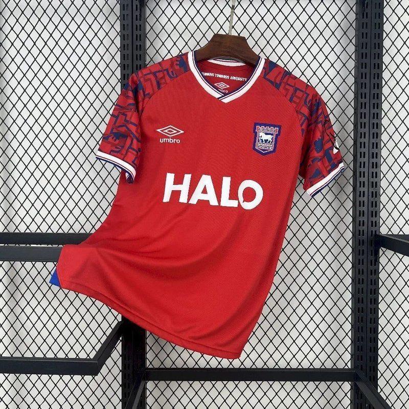 Camisa II Ipswich Town | 25/26 Torcedor Umbro - Vermelha e Azul