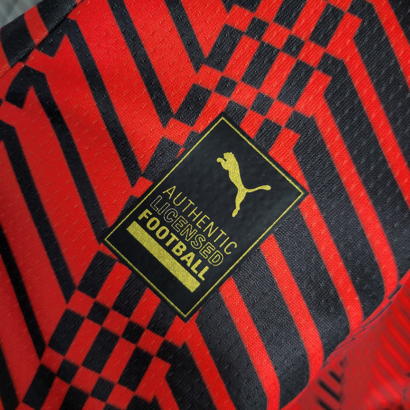 Camisa IV Milan | 23/24 Torcedor Puma - Preta e Vermelha