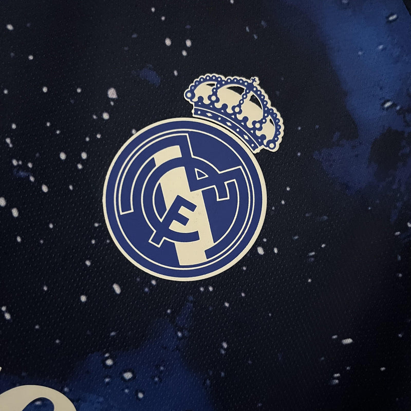 Camisa Sky Star Real Madrid Retrô | 18/19 Torcedor Adidas - Preta e Azul