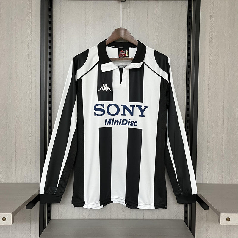 Camisa I Juventus Retrô | 97/98 Adidas - Branca e Preta - Manga Longa