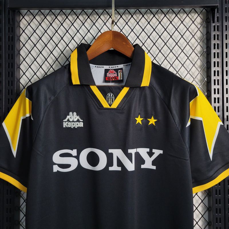 Camisa III Juventus | 95/97 Torcedor Kappa - Preta e Amarela