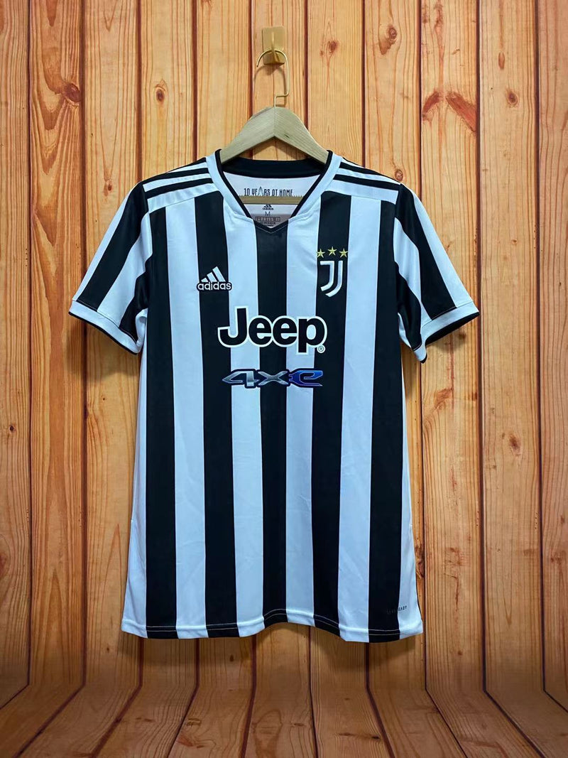 Camisa I Juventus | 21/22 Torcedor Adidas - Branca e Preta