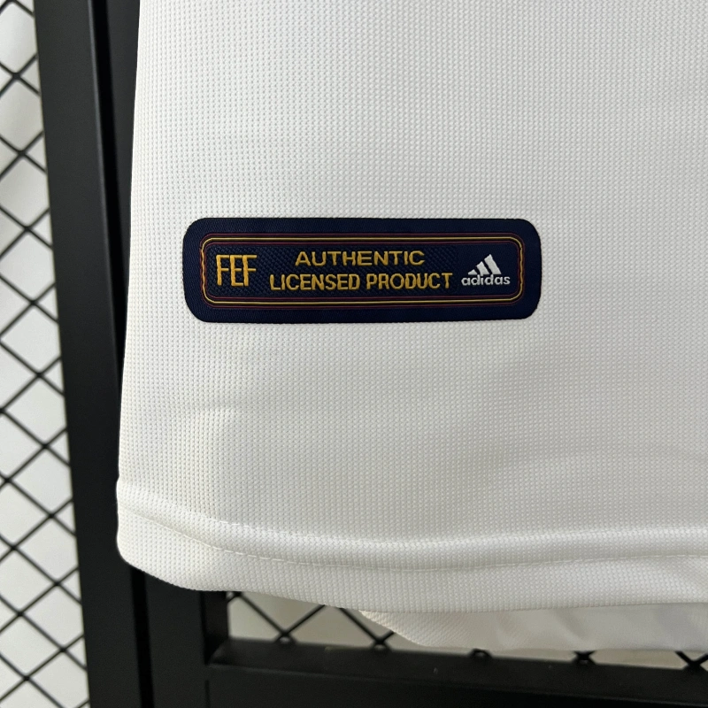 Camisa II Espanha Retrô | 2000 Adidas - Branca Vermelha e Amarela