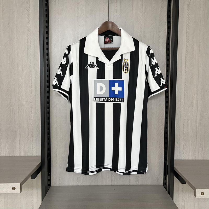 Camisa I Juventus Retrô | 99/00 Torcedor Kappa - Branca e Preta