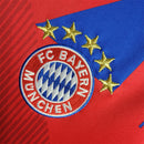 Camisa 10 Crowns Bayern de Munique | 22/23 Torcedor Adidas - Vermelha e Azul