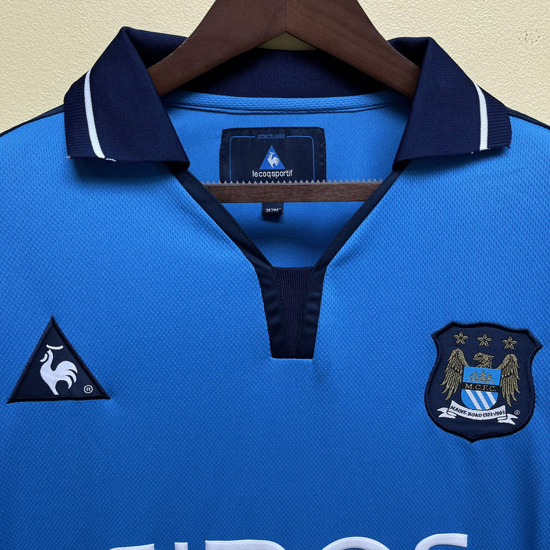 Camisa I Manchester City Retrô | 02/03 Torcedor Le Coq Sportif - Azul