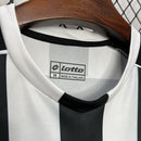 Camisa I Juventus Retrô | 02/03 Lotto - Branca e Preta