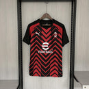 Camisa de Treino Milan | 23/24 Torcedor Puma - Vermelha e Preta