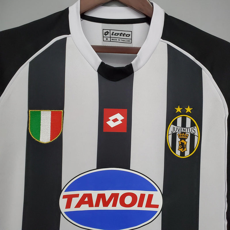 Camisa I Juventus Retrô | 02/03 Torcedor Lotto - Branca e Preta