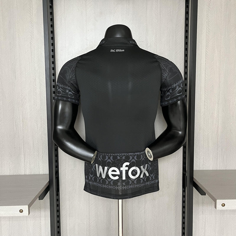 Camisa Milan x Pleasures | 24/25 Modelo Jogador Puma - Preta