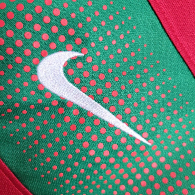 Camisa I Portugal Retrô | 2010 Nike - Vermelha e Verde