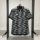 Camisa III Clube Atlético Mineiro | 24/25 Torcedor Adidas - Preta e Branca