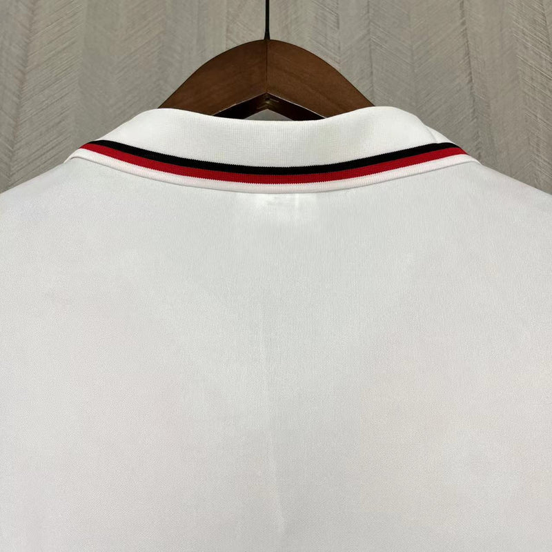 Camisa II Milan Retrô | 94/95 Torcedor Lotto - Branca e Vermelha