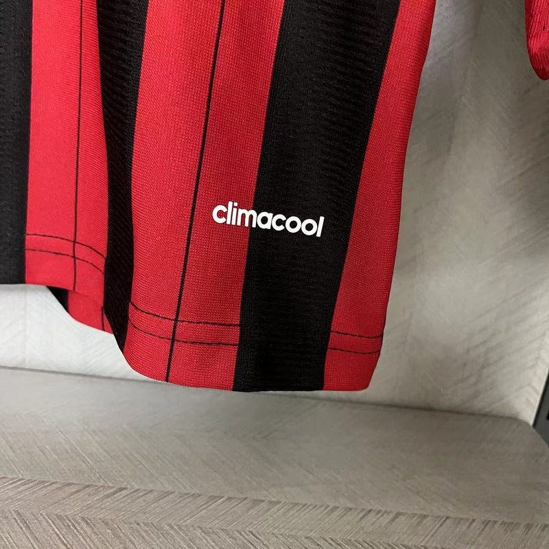 Camisa I Milan Retrô | 13/14 Torcedor Adidas - Vermelha e Preta - Manga Longa