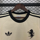 Camisa de Viagem Juventus | 25/26 Casual Adidas Originals - Branca e Verde