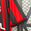 Camisa I Milan Retrô | 97/98 Lotto - Vermelha e Preta