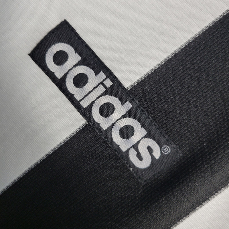 Camisa I Newcastle Retrô | 97/99 Adidas - Preta e Branca