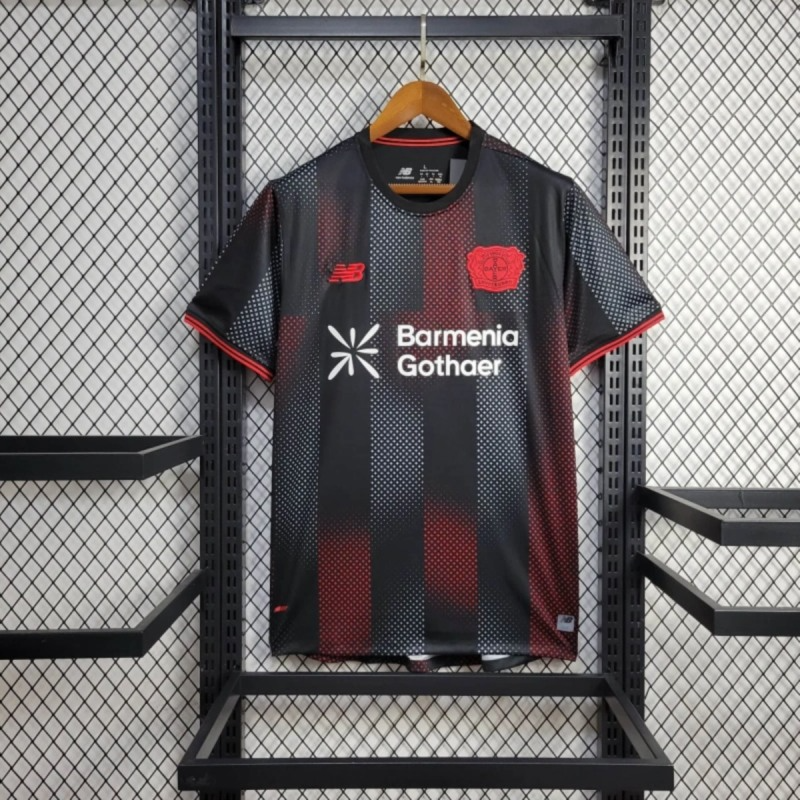 Camisa I Bayer Leverkusen | 25/26 Torcedor New Balance - Preta e Vermelha