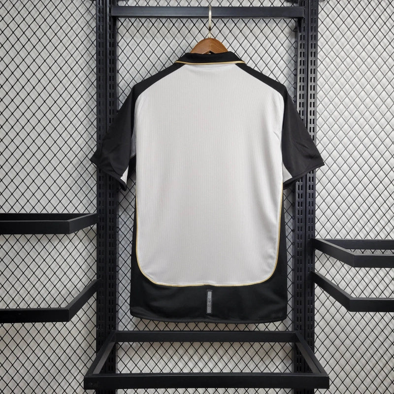 Camisa III Manchester United Retrô | 01/02 Umbro - Branca Dourada (Dupla Face)