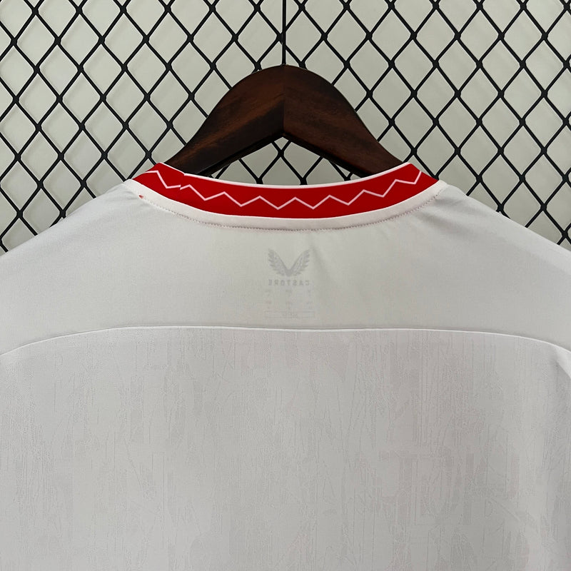 Camisa I Sevilla | 24/25 Torcedor Castore - Branca e Vermelha