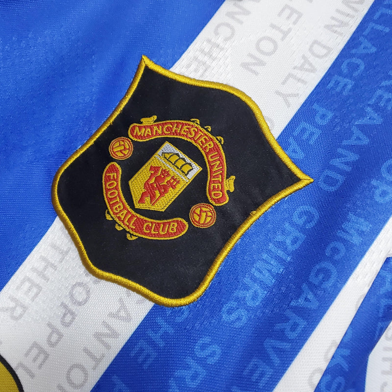 Camisa III Manchester United Retrô | 94/96 Umbro - Azul e Branca