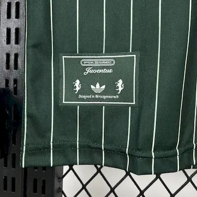 Camisa de Viagem Juventus | 25/26 Casual Adidas Originals - Verde e Branca
