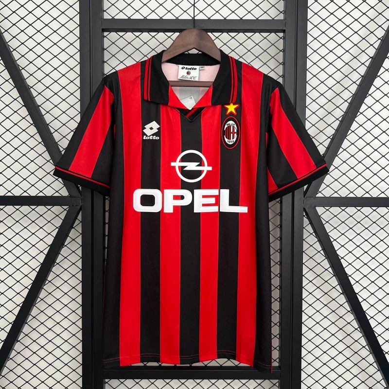 Camisa I Milan Retrô | 97/98 Lotto - Vermelha e Preta