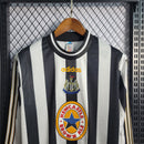 Camisa I Newcastle Retrô | 97/99 Adidas - Preta e Branca - Manga Longa