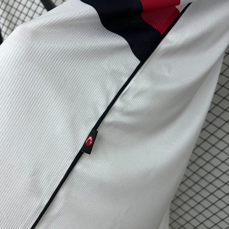 Camisa II Mallorca Retrô | 01/02 John Smith - Branca