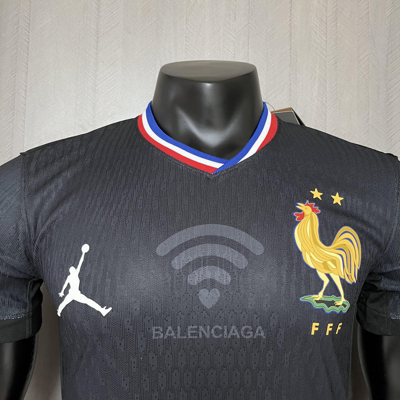 Camisa França x Balenciaga | 24/25 Modelo Jogador Jordan - Preta