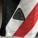 Camisa de Treino River Plate | 23/24 Modelo Jogador Adidas - Preta Vermelha e Branca
