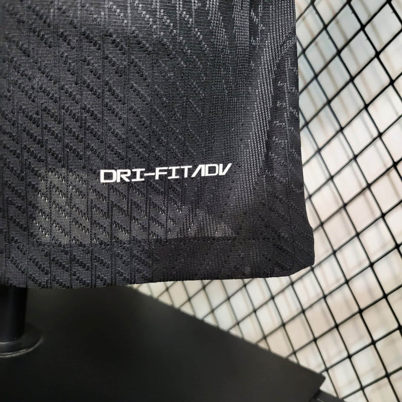 Camisa CR7 X Sporting | 23/24 Modelo Jogador Nike - Preta e Dourada