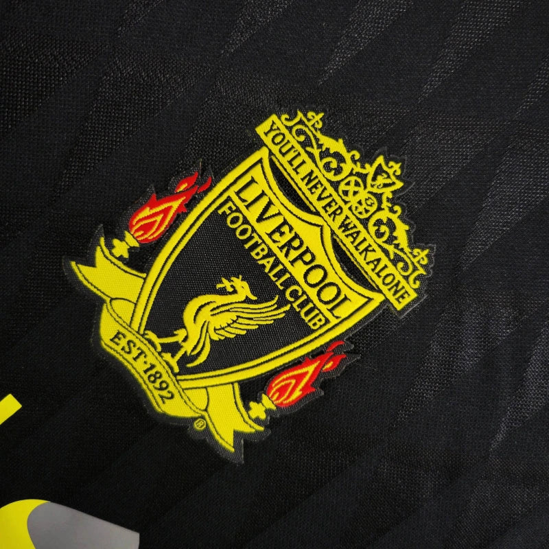 Camisa III Liverpool Retrô | 10/11 Adidas - Preta e Amarela