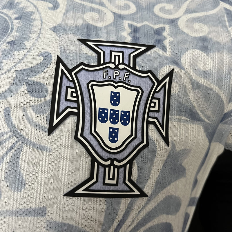 Camisa LV Joint Edition Portugal | 24/25 Modelo Jogador Nike - Branca e Azul