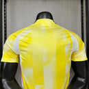 Camisa II Juventus | 24/25 Modelo Jogador Adidas - Amarela Branca e Rosa