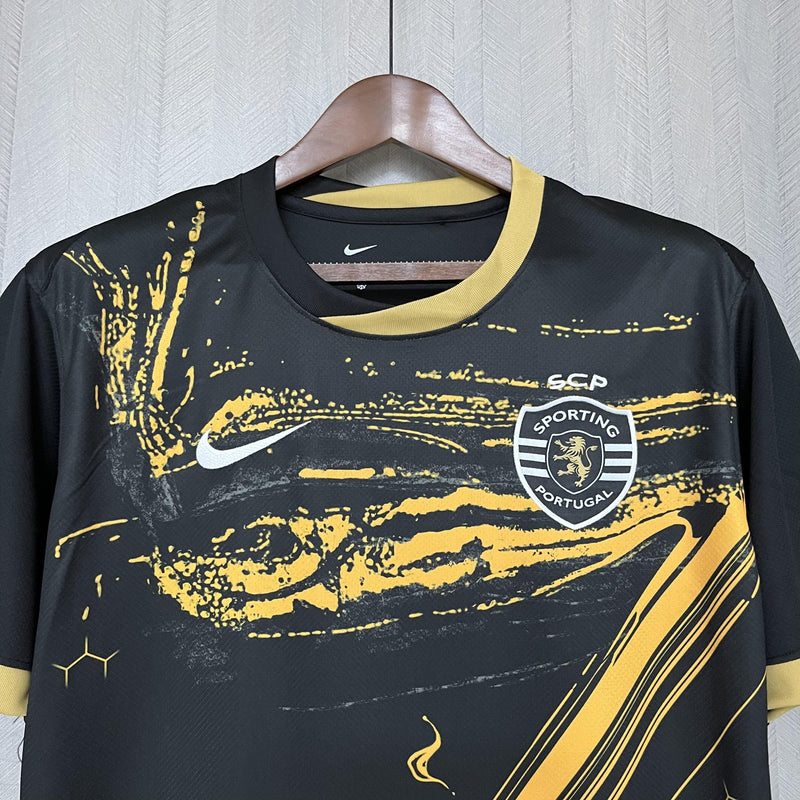 Camisa III Sporting | 24/25 Torcedor Nike - Preta e Dourada