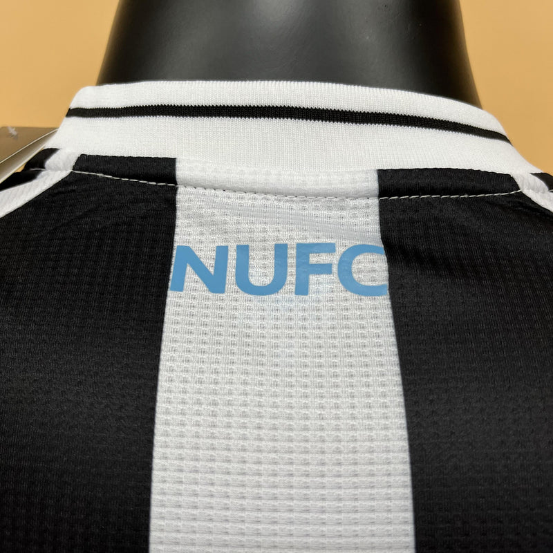Camisa I Newcastle | 22/23 Torcedor Castore - Preta e Branca