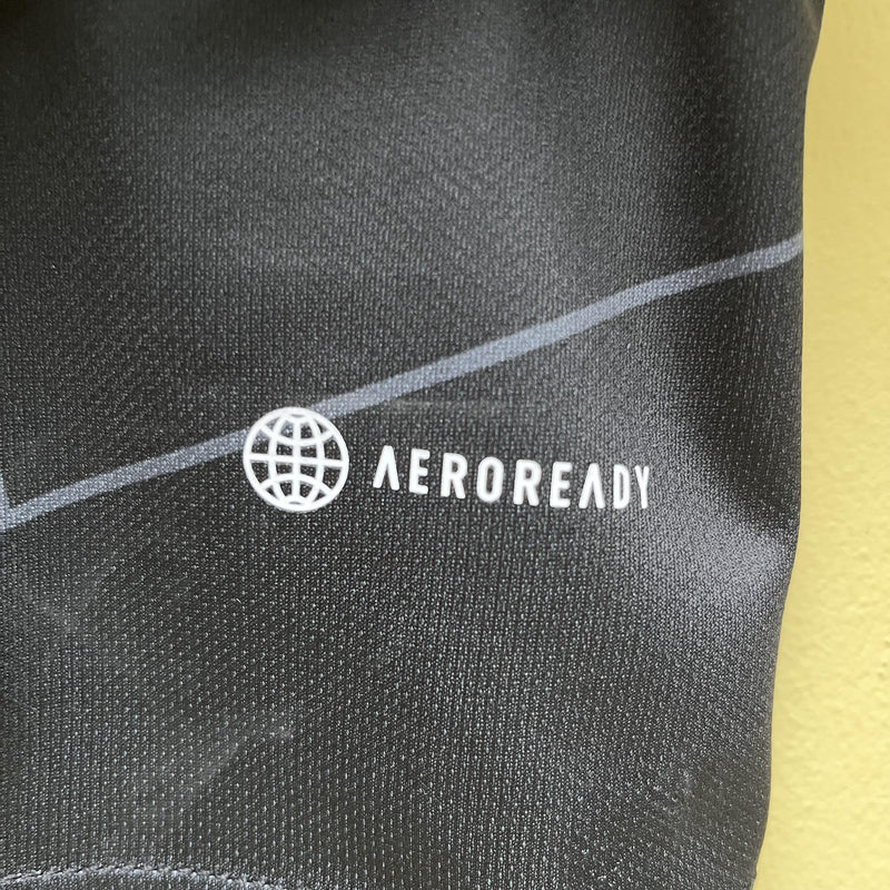 Camisa Cavaleiros do Zodíaco Japão | 23/24 Torcedor Adidas - Preta
